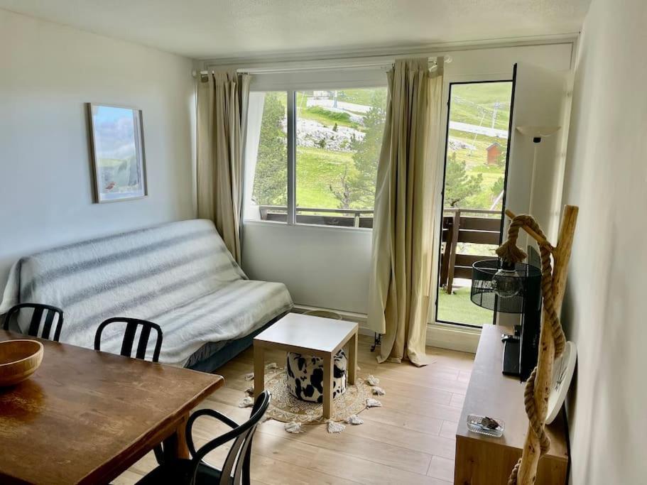 Au Coeur Des Montagnes ! Lägenhet Arette Exteriör bild